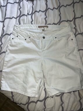 Max Jeans Women's White Denim Bermuda Shorts